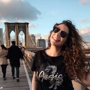 Meet your Posher, Raphaella